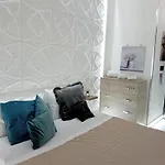 Donna Rita House アパート *